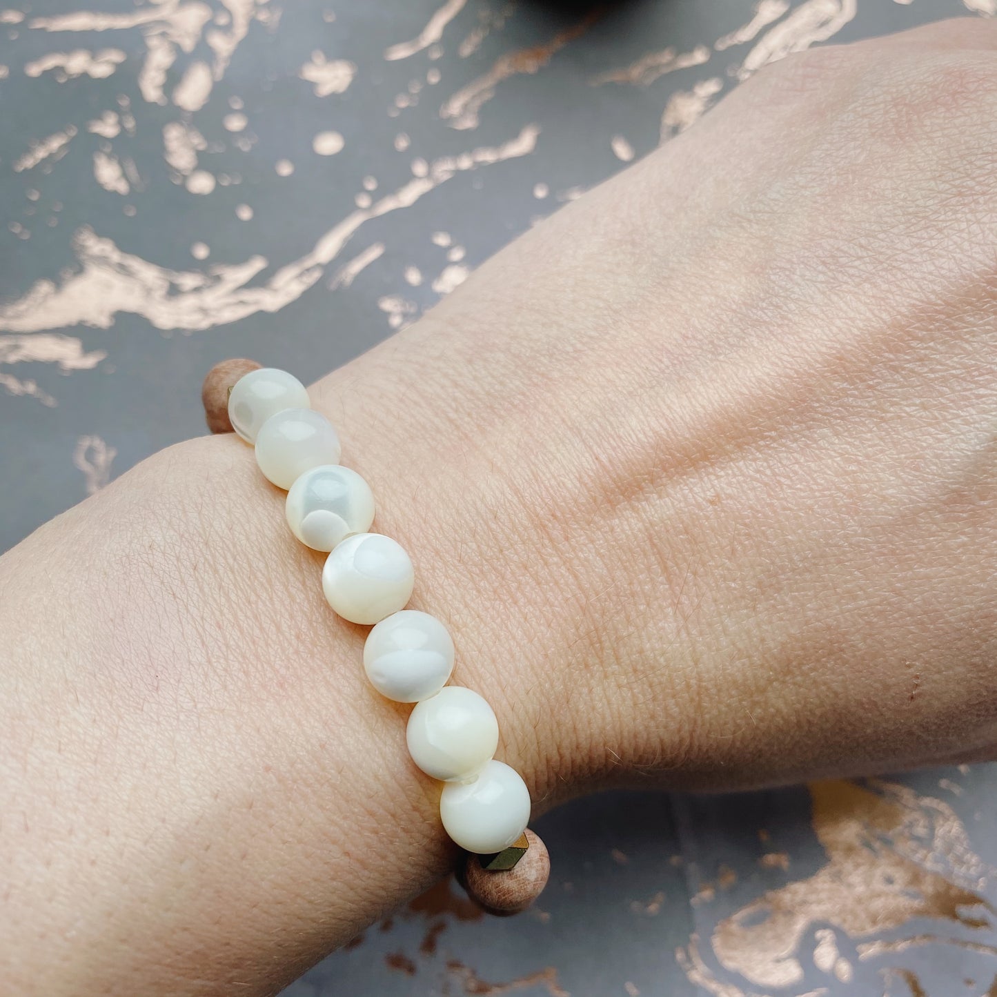 Mother of Pearls Rose Wood Essential Oil Diffusing Bracelet